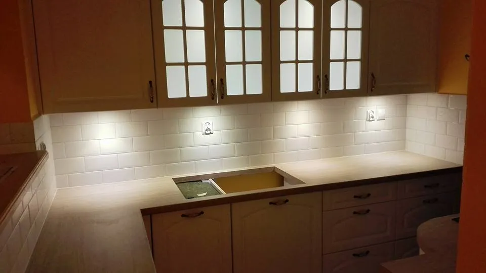 Przykład kitchens z rest - Zdjęcie 4