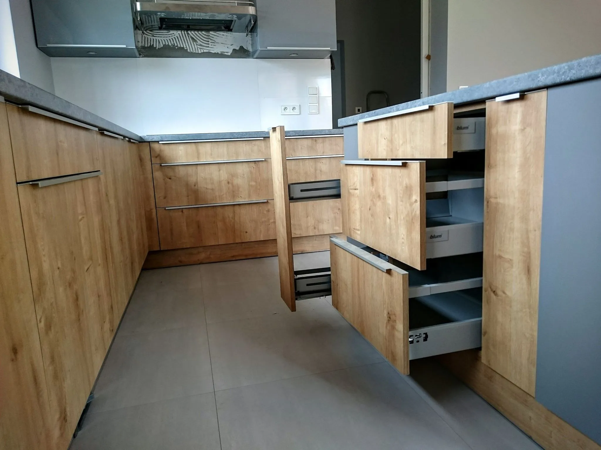 Przykład kitchens z rest - Zdjęcie 20