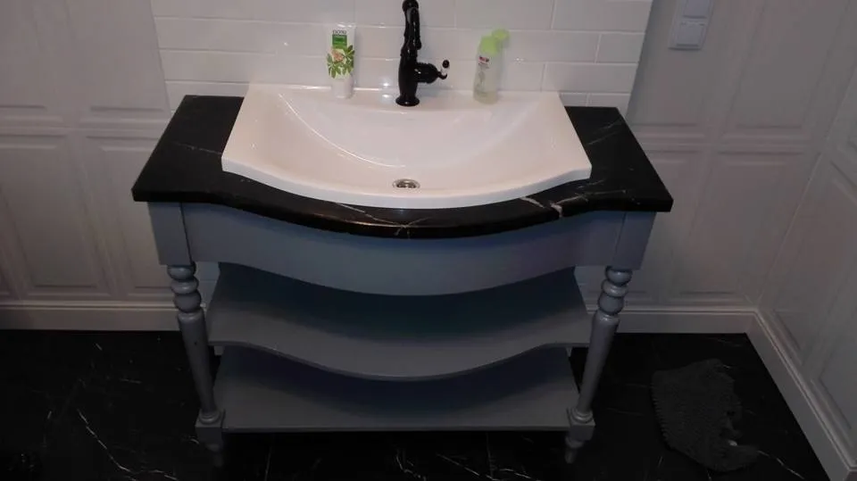 Przykład bathrooms z b-3 - Zdjęcie 2