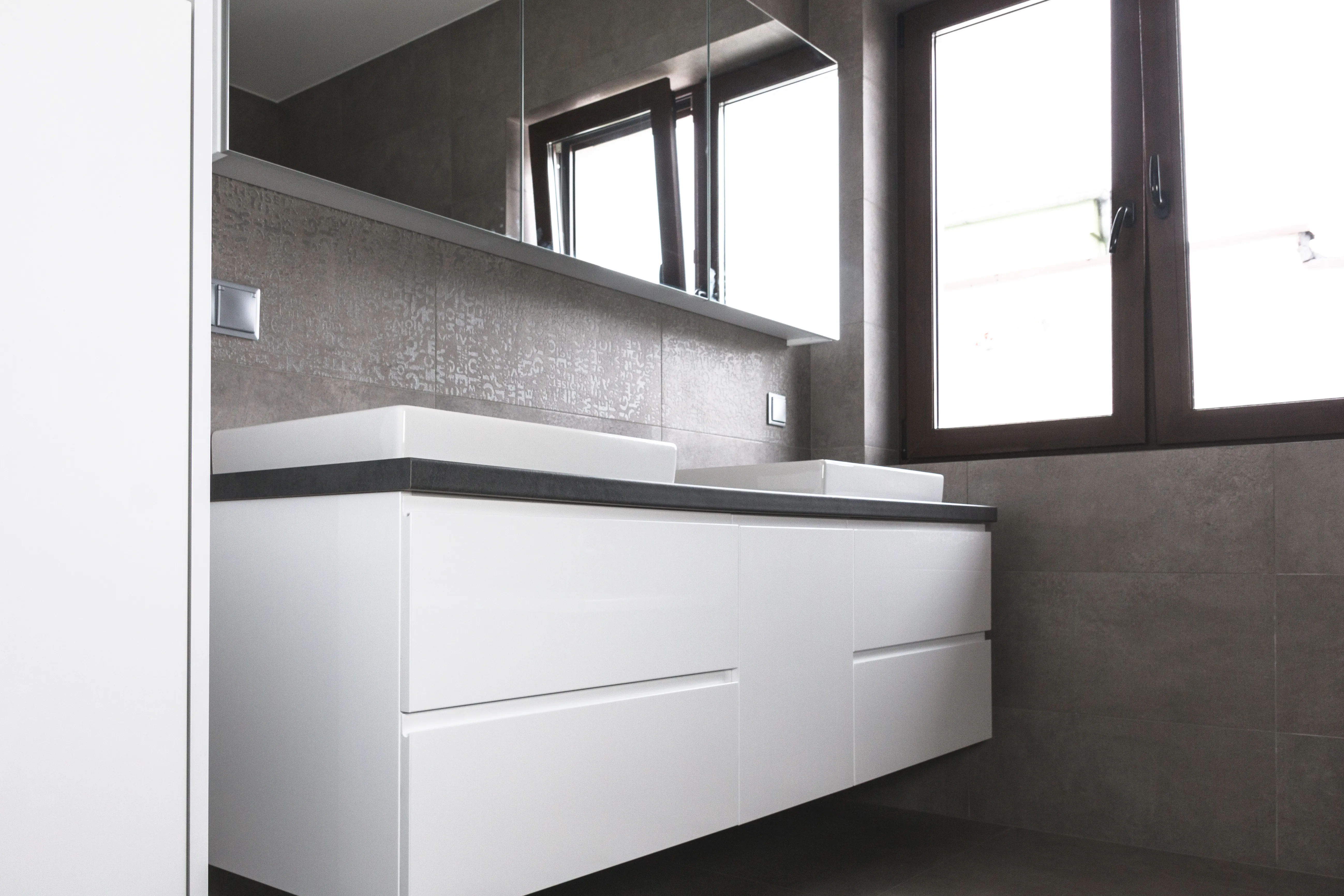 Przykład bathrooms z b-2 - Zdjęcie 2