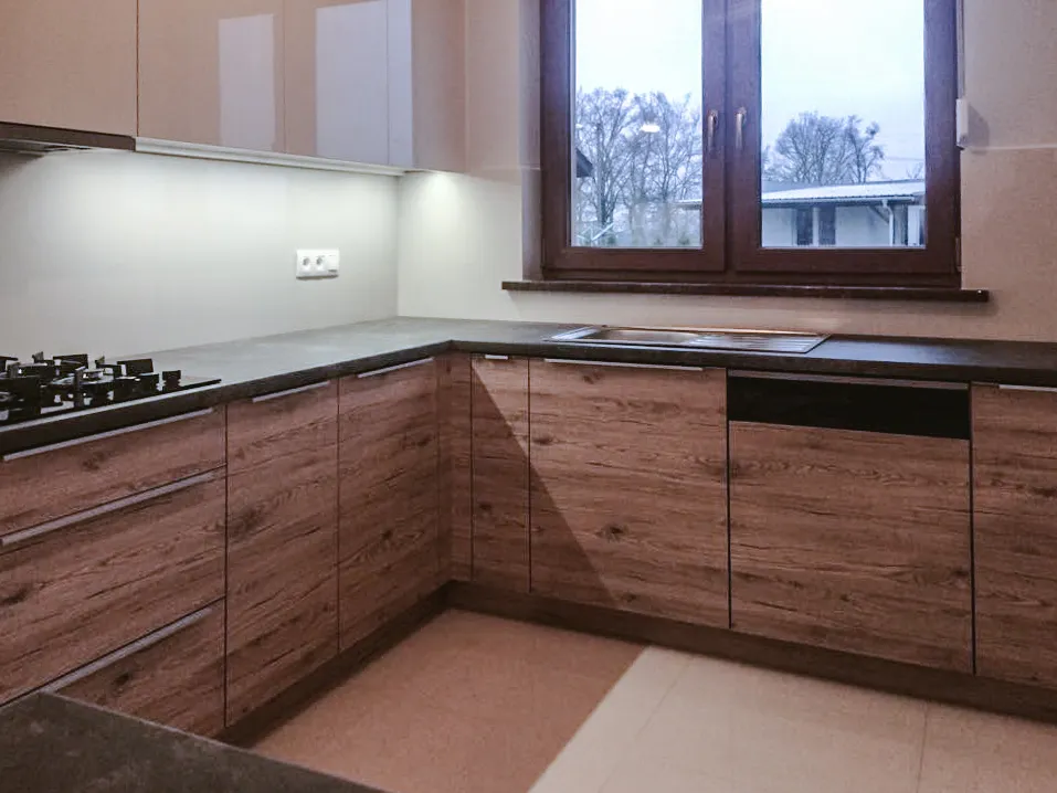 Przykład kitchens z rest - Zdjęcie 102
